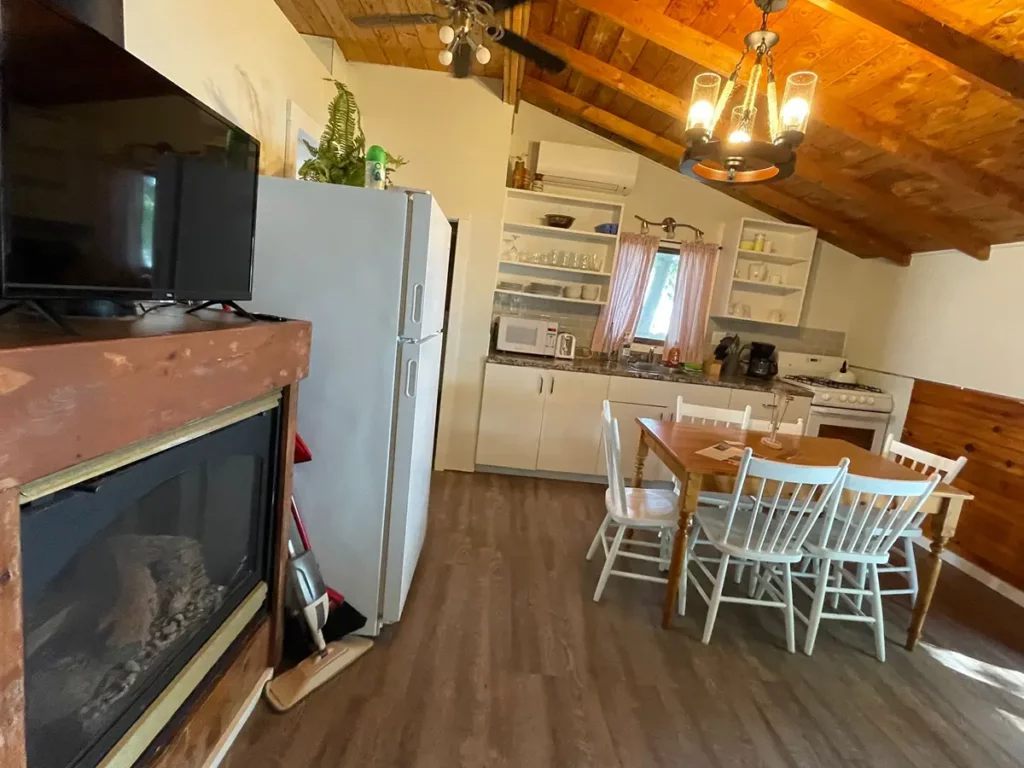 Bobcaygeon Cottage 3 Mission kitchen