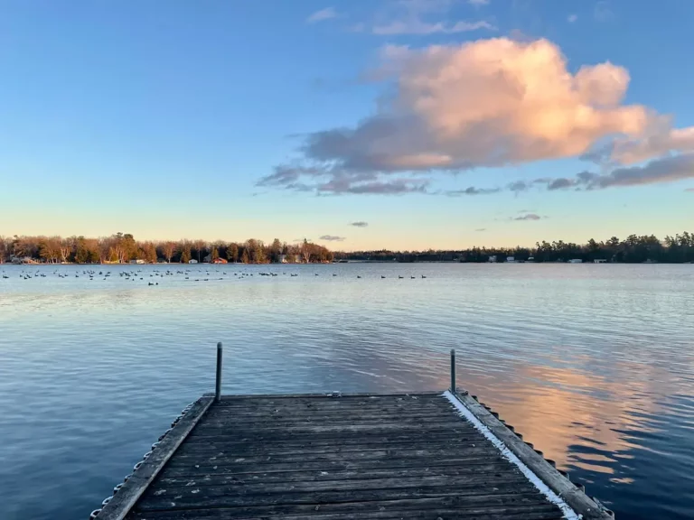 BobcaygeonResort-dock