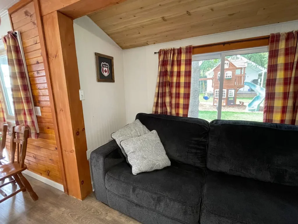 Bobcaygeon Cottage 2 Century couch