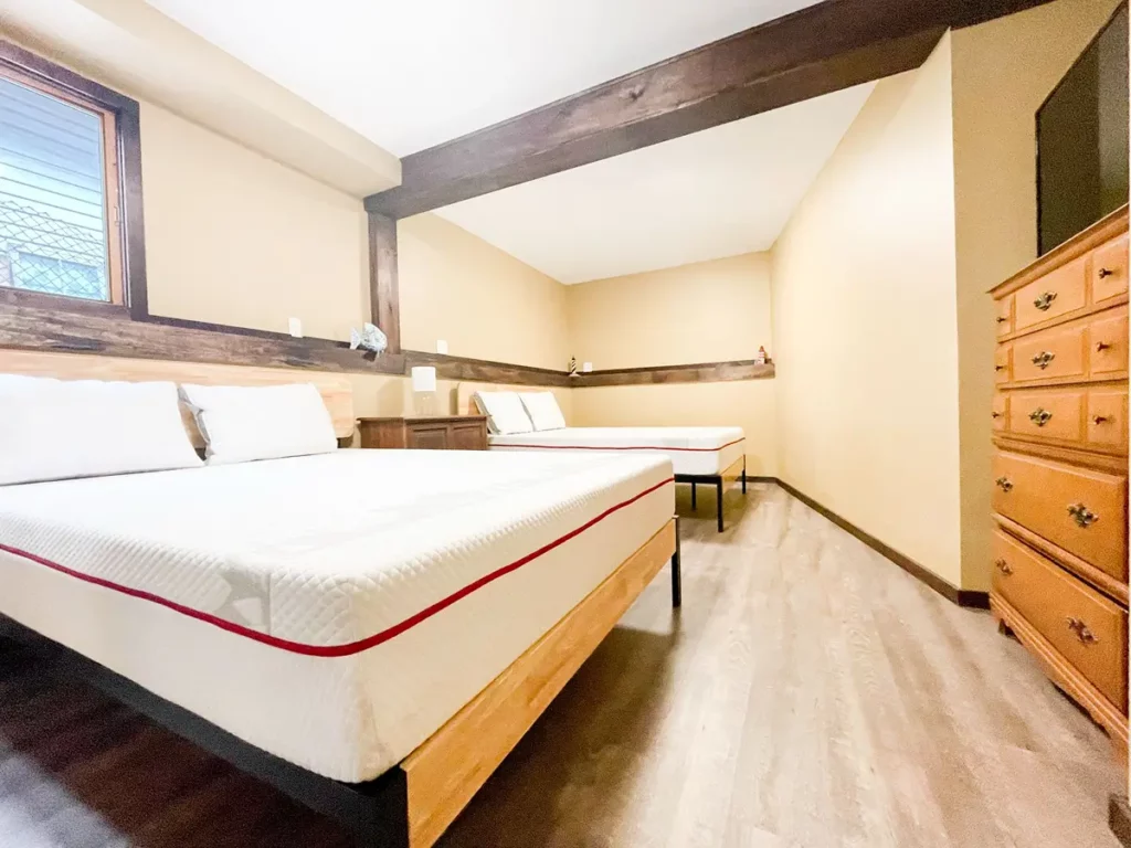 bobcaygeon resort executive cottage 4bed 2bath house double bedroom