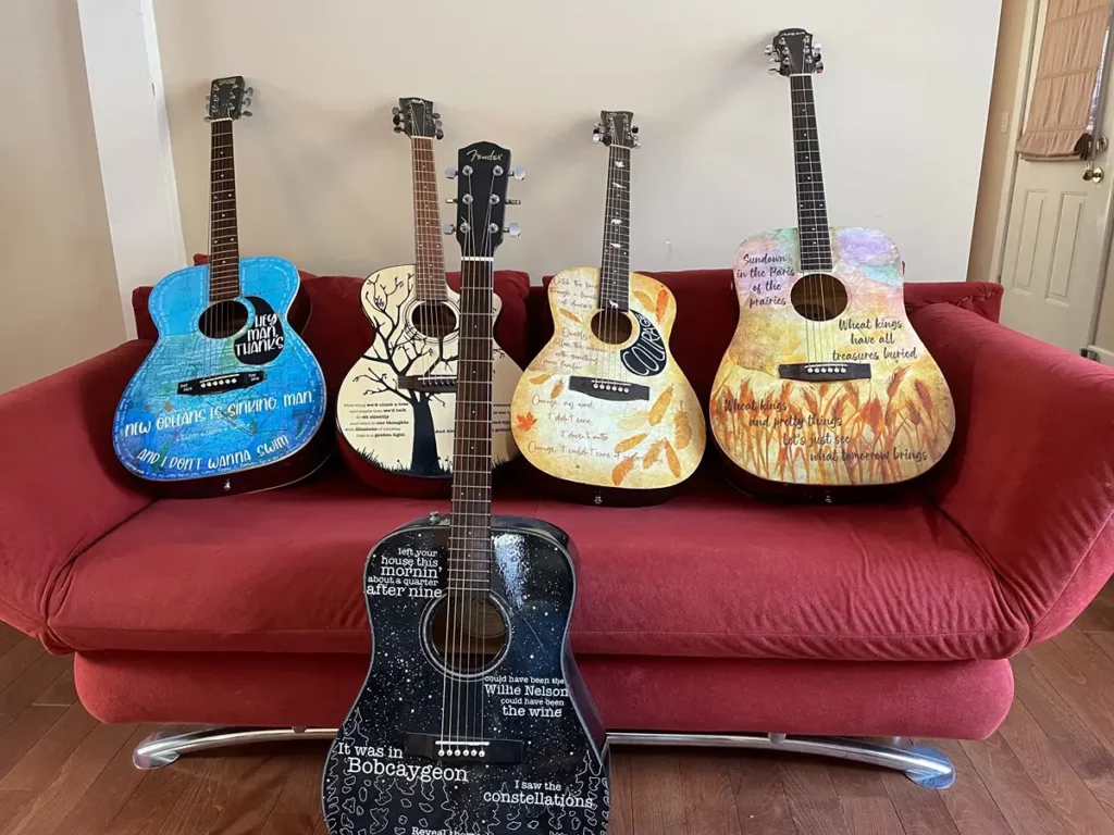 bobcaygeon resort executive cottage 4bed 2bath house tragically hip acousitic guitars