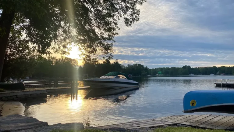 bobcaygeon resort waterfront boat sunrise