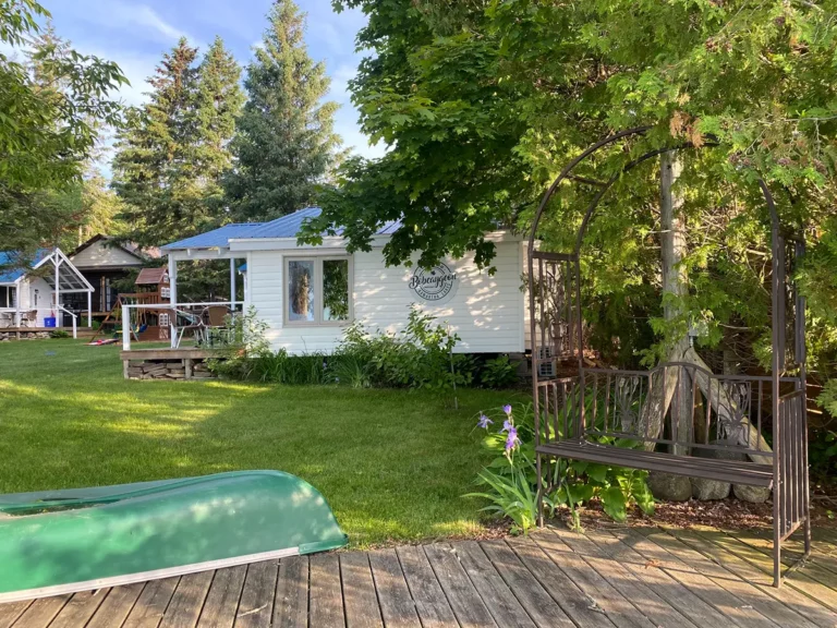 bobcaygeon resort waterfront cottages