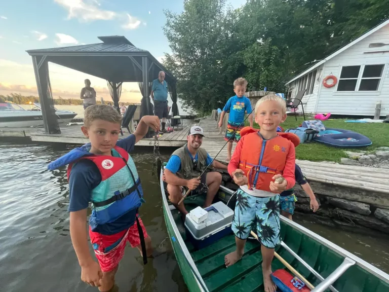 bobcaygeon resort waterfront fishing family group bobcaygeon